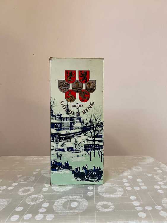 Водка "Золотое Кольцо" Экспортная. 1,75 л. СССР.