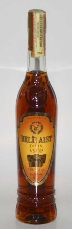 Коньяк «Belii Aist» VSOP 5 лет, Barza Alba. 0,5 Коньяк «Belii Aist» VSOP 5 лет, Barza Alba. 0,5