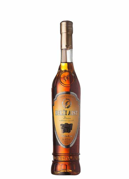Коньяк «Belii Aist» VSOP 5 лет, Barza Alba. 0,5 Коньяк «Belii Aist» VSOP 5 лет, Barza Alba. 0,5