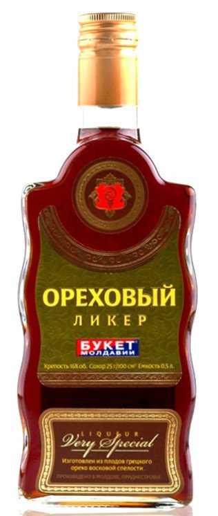 Ликер «Ореховый» Букет Молдавии. 0,5