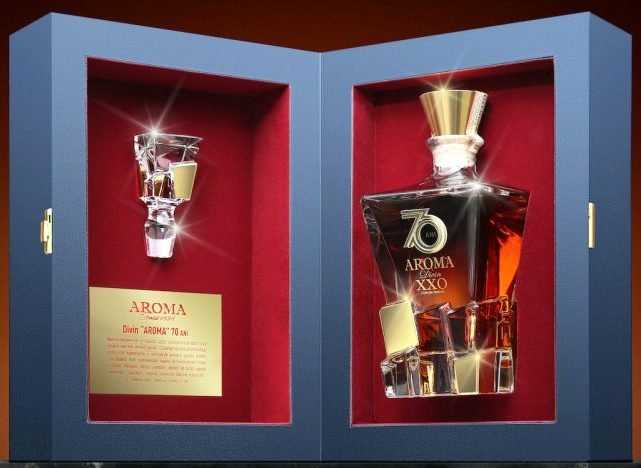Коньяк «Aroma» XXO 70 лет. 0,7